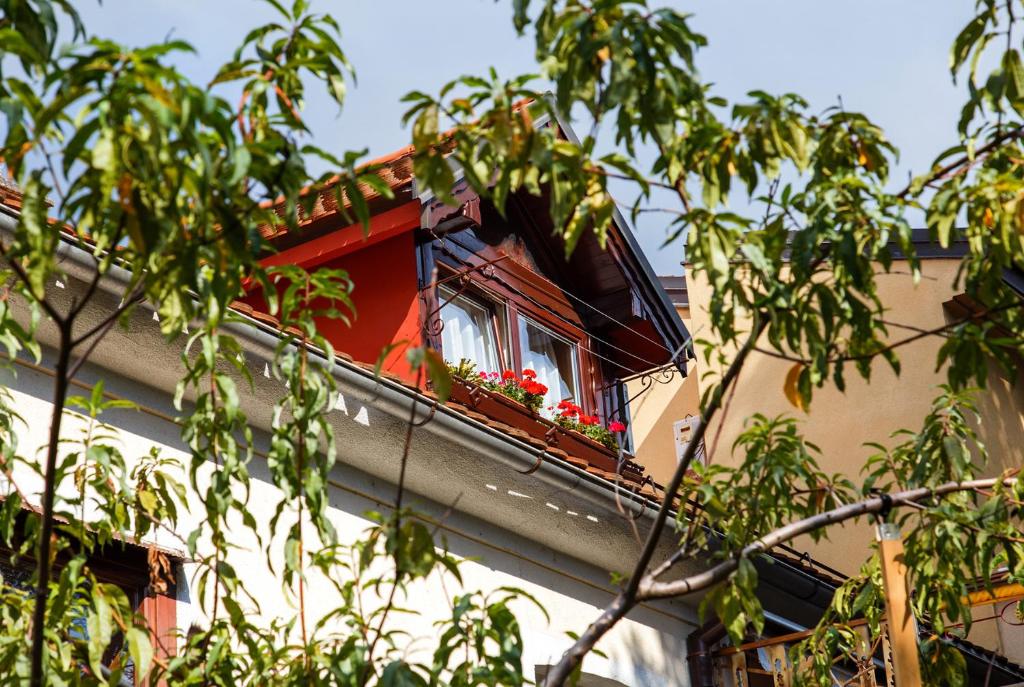 Budova, v ktorej sa apartmán nachádza
