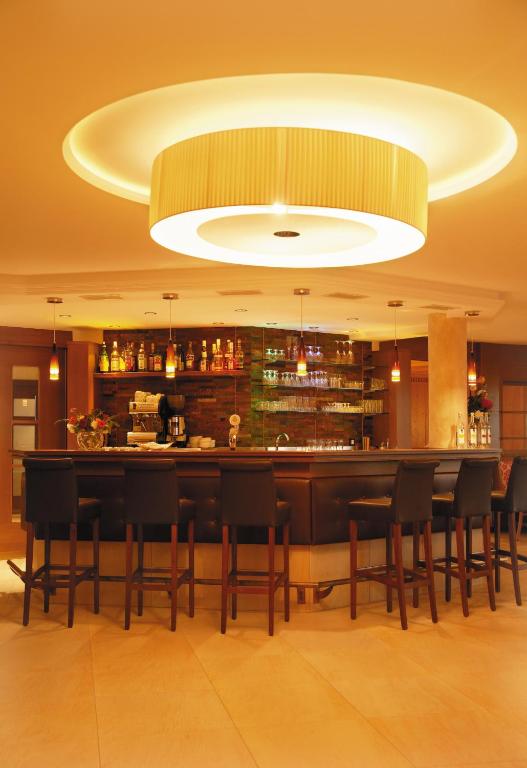 Hol lub bar w obiekcie Hotel Plunger