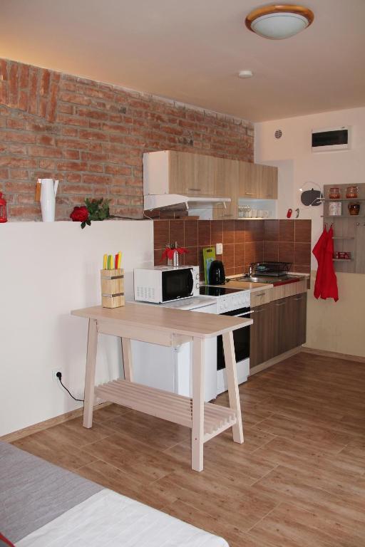 Comfortable apartments under the St. Barbara´s Cathedral - 3