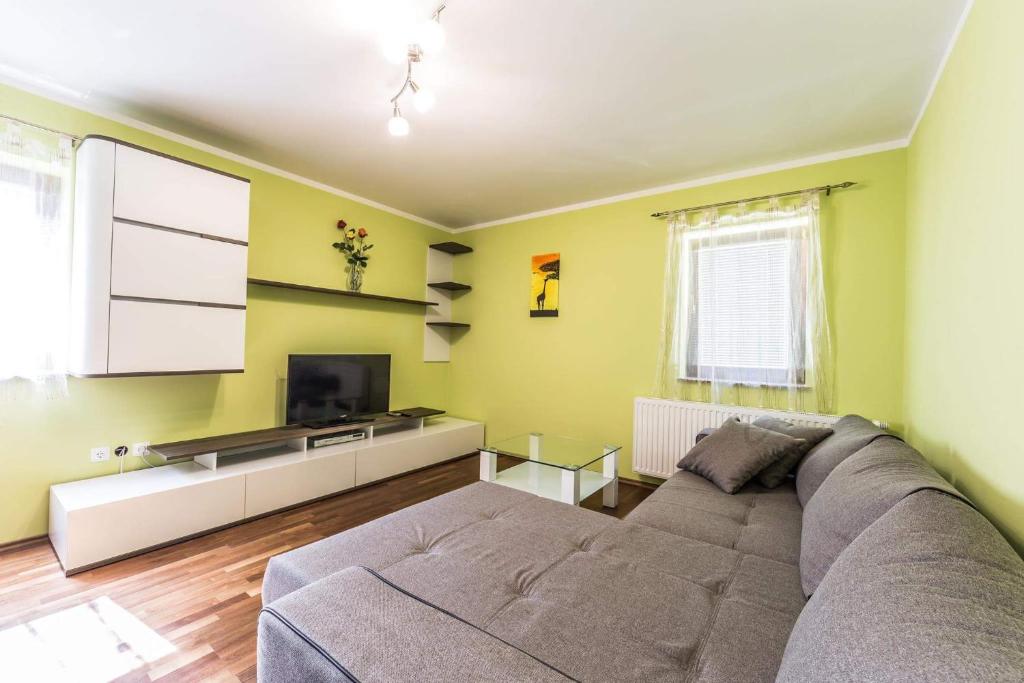 Posezení v ubytování Apartments Planina pod Sumikom