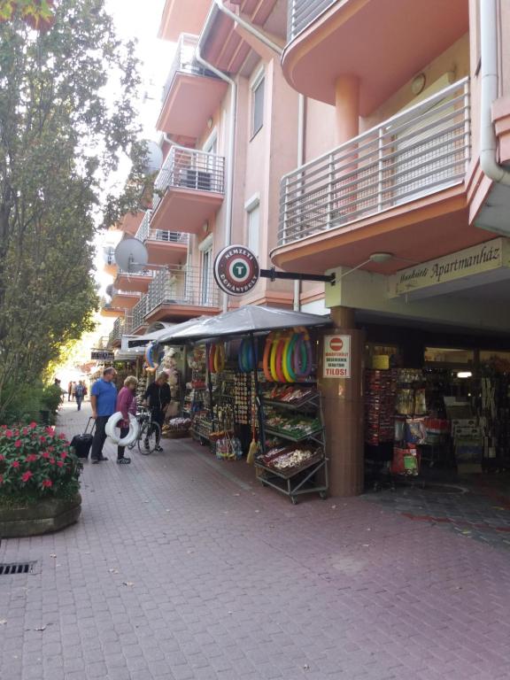 Budova, v ktorej sa apartmán nachádza