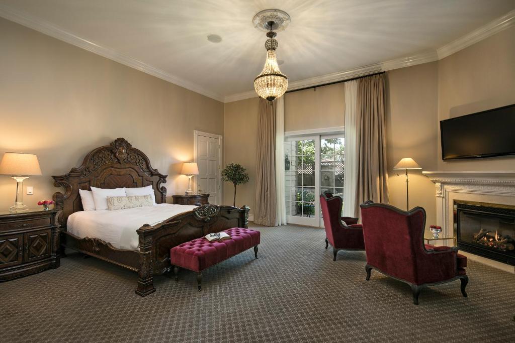 The Genevieve - Executive Suite