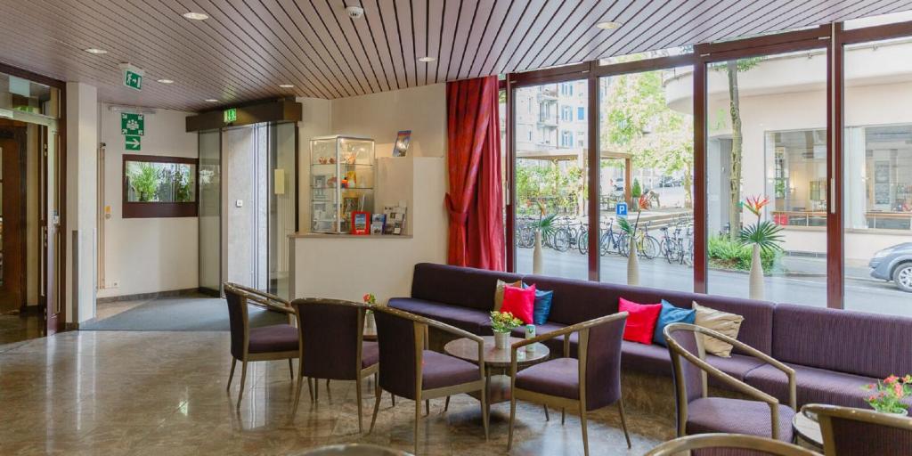 Posezení v ubytování Hotel Drei Könige Luzern
