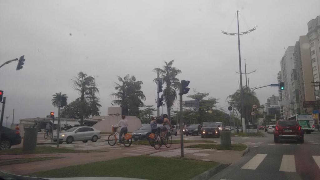  Apartamento estilo Studio em Santos ao Lado da Praia com Wi-Fi