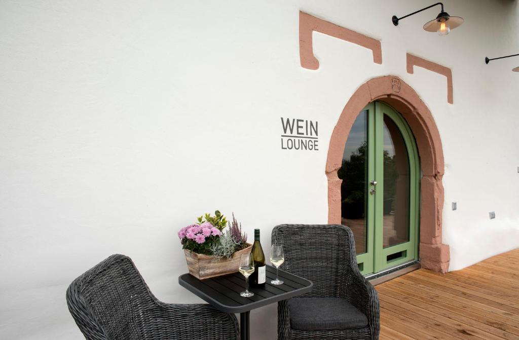 Posezení v ubytování Burggarten Appartements Neuleiningen