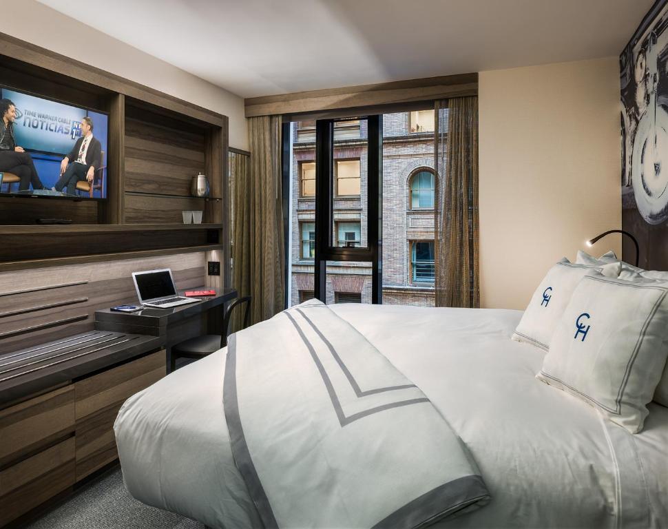 Carnegie Hotel - Superior King Room