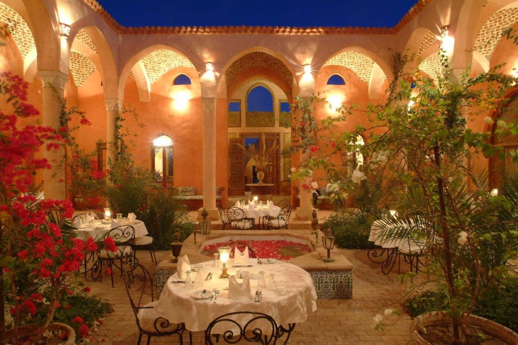 Zahrada ubytování Al Moudira Hotel