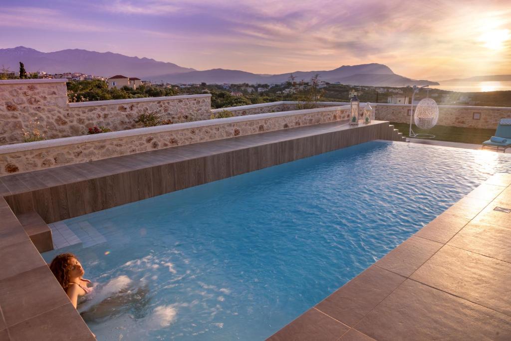 Titans Villas - Housity