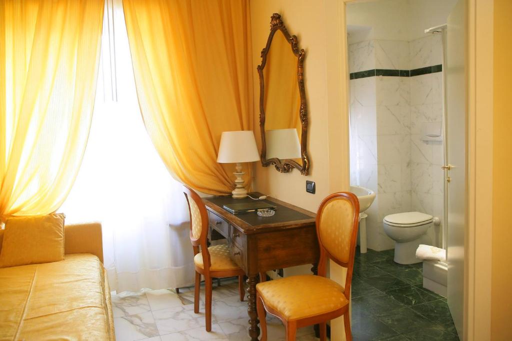 Ванная комната в Hotel Due Mari