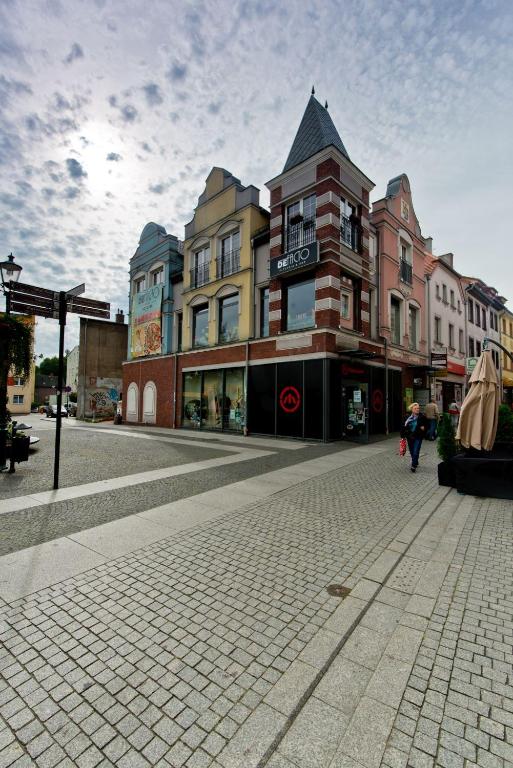 miniHostel Żary - Housity
