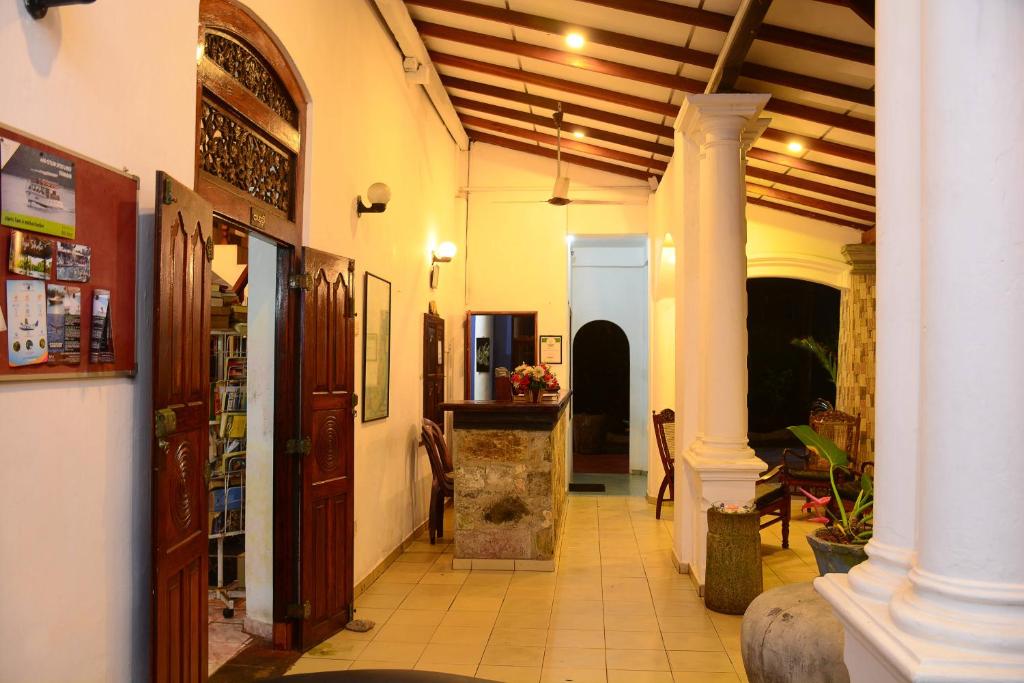 Posezení v ubytování Shanthi Beach Resort