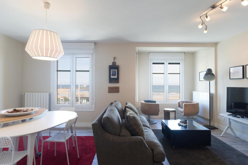 Posedenie v ubytovaní San Diego - Iberorent Apartments
