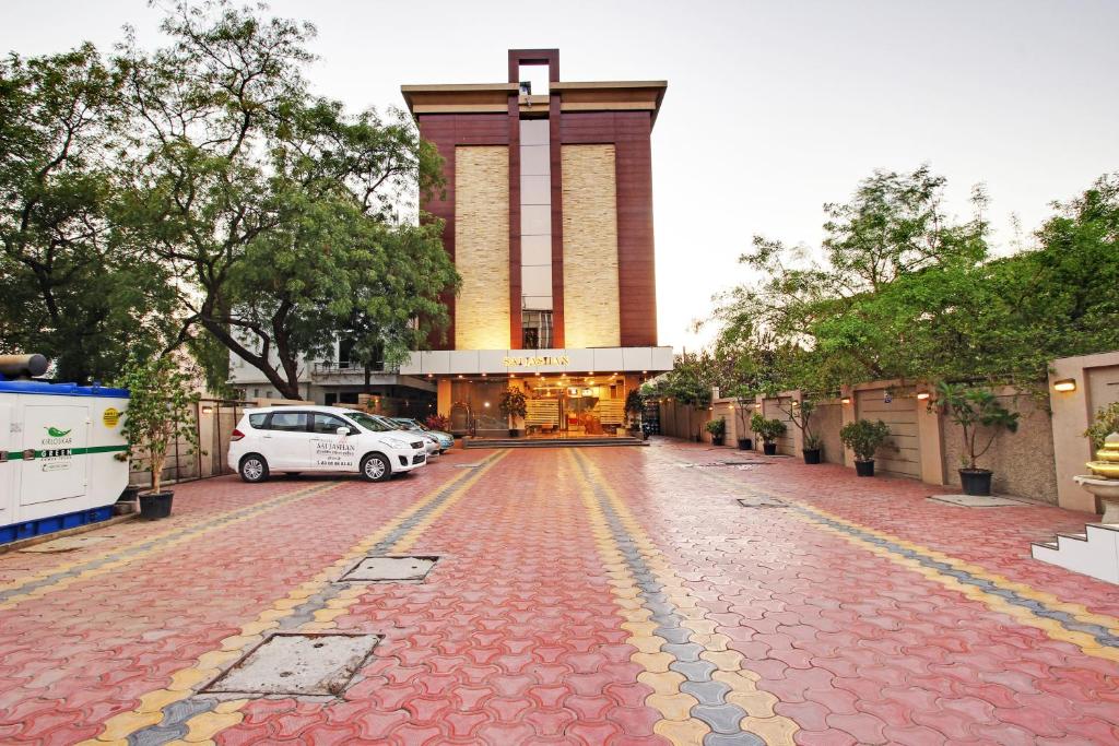 Fotografie z fotogalerie ubytování Hotel Sai Jashan Shirdi - Where blessings & comfort meet v destinaci Širdi