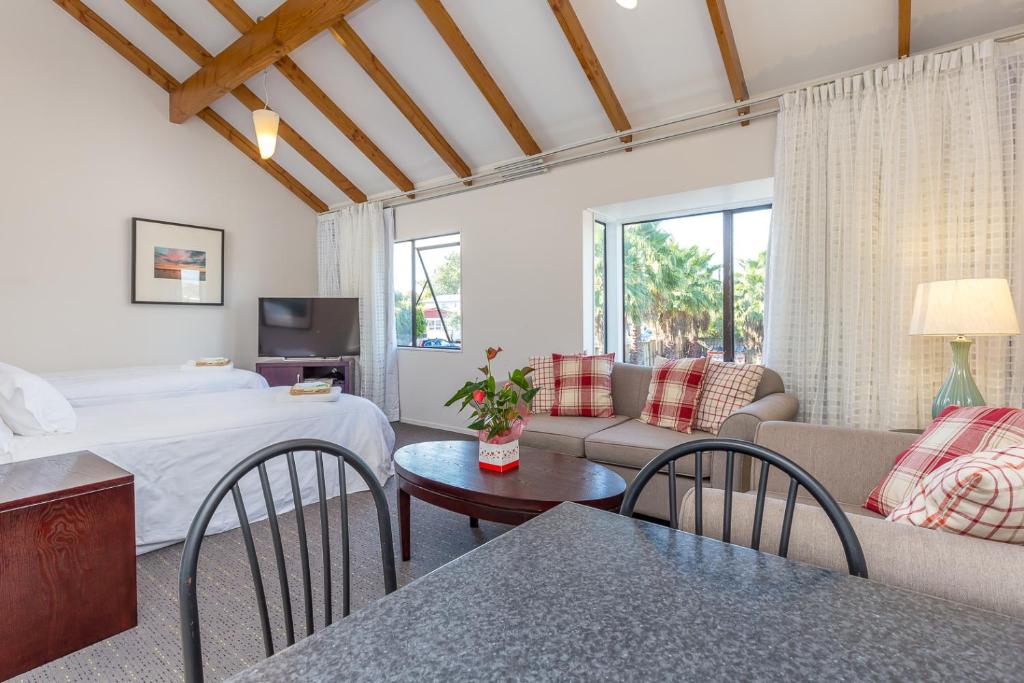 Anzac Court Motel - Wohnung Mit Zwei Schlafzimmern