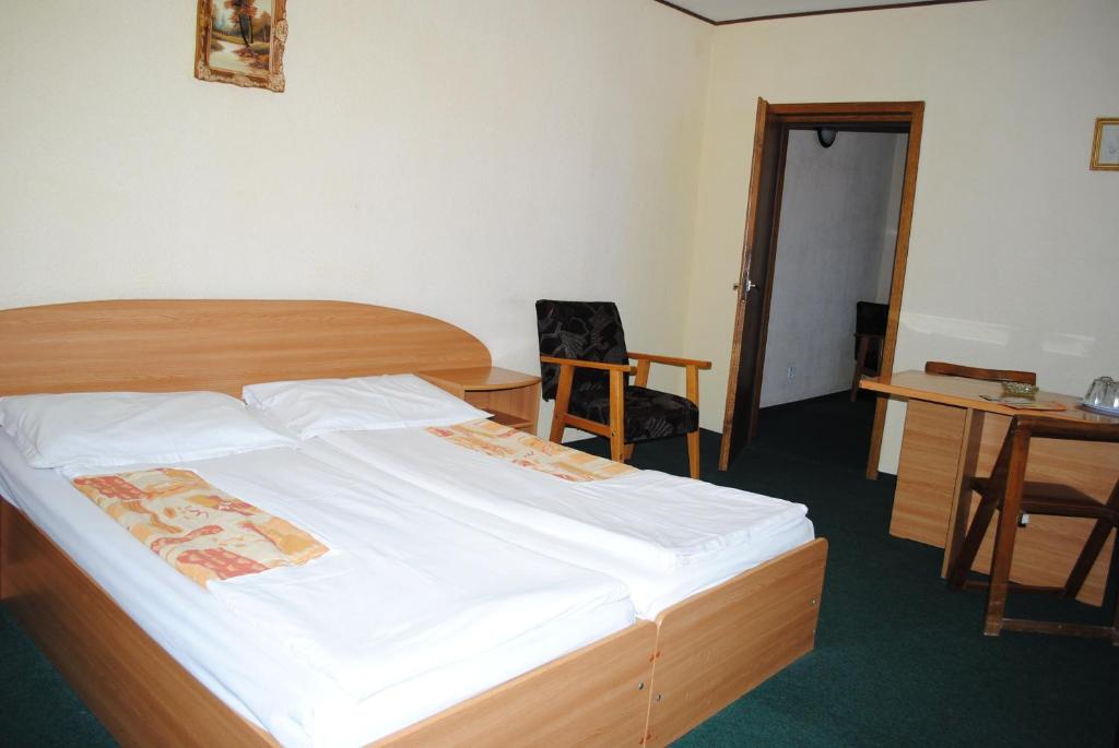 Booking.com: Hotel West , Scheia, Romania - 227 Giudizi degli ospiti .  Prenota ora il tuo hotel!