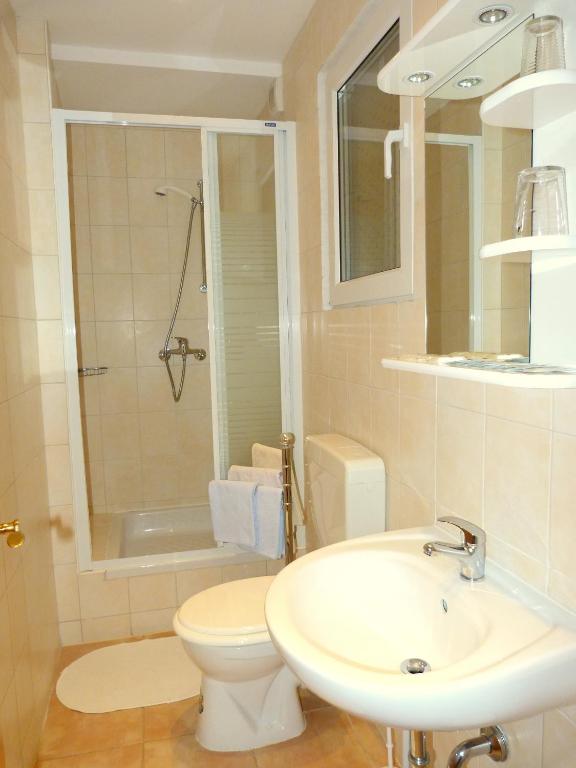 Koupelna v ubytování Hotel Krone