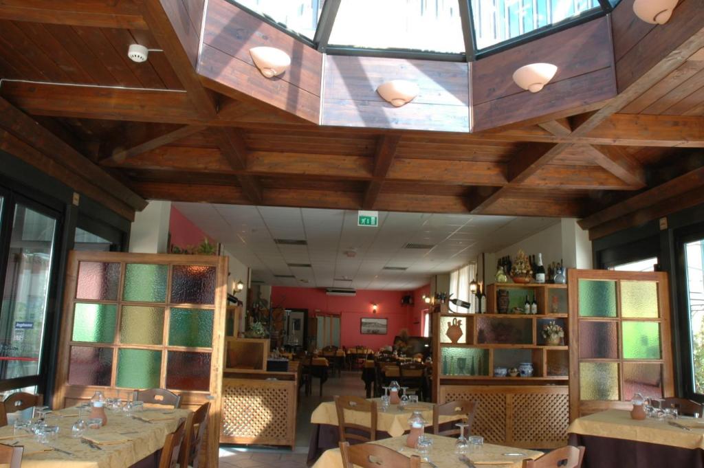 Restaurace v ubytování Hotel La Vela