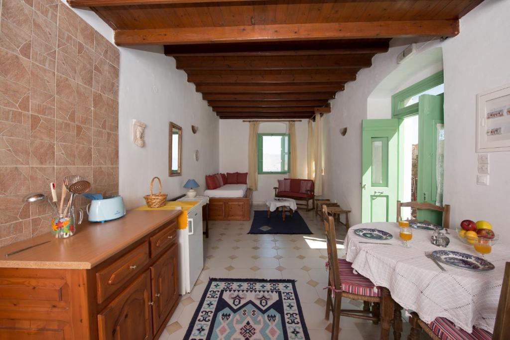 Kuchyň nebo kuchyňský kout v ubytování Kyklameno Apartment