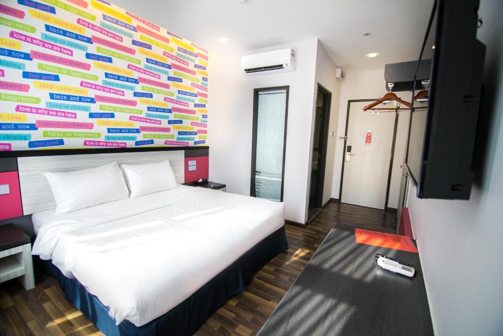 INDRA HOTEL - BOUTIQUE SUITES - Sala De Cuádruple Premium