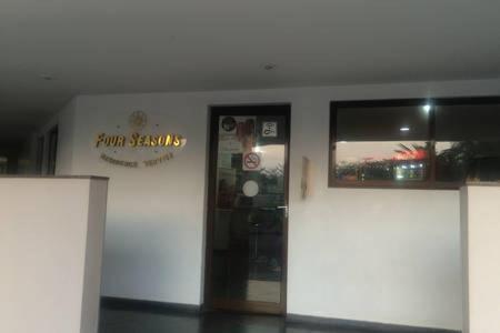  Isabela Apartment