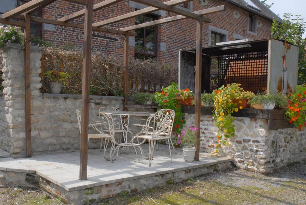Zahrada ubytování Hotel Restaurant La Ferme de Grambais