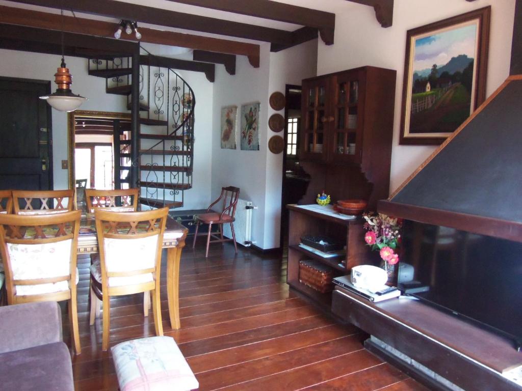  Apartamento 303 Pedras Brancas