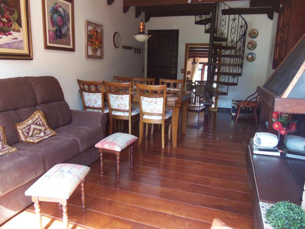  Apartamento 303 Pedras Brancas