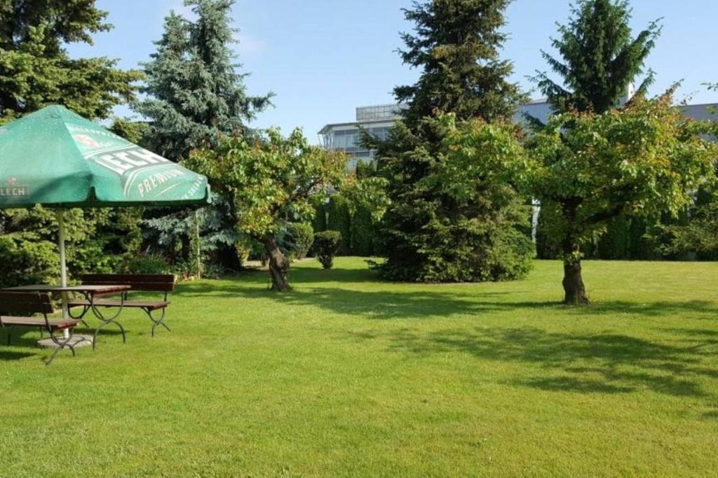 Fotografia z galérie ubytovania Apartament czteroosobowy z tarasem vo Varšave