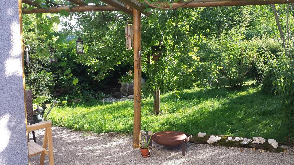 Zahrada ubytování Gastezimmer Nahe Wesslinger See