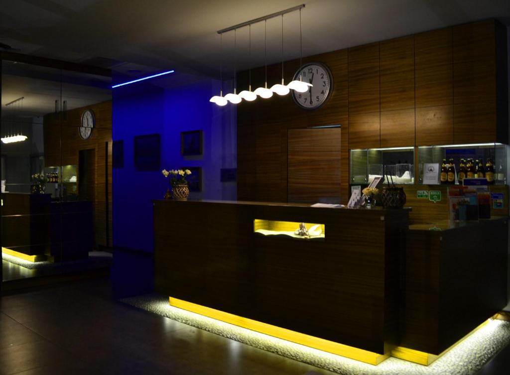 Lounge nebo bar v ubytování Hotel Morski