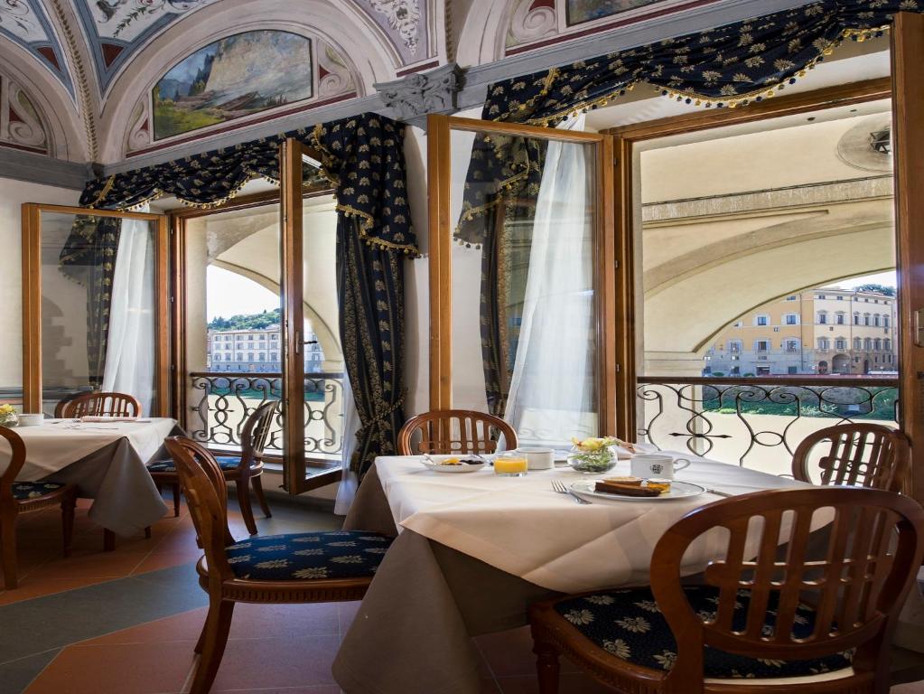 Restaurace v ubytování Hotel degli Orafi