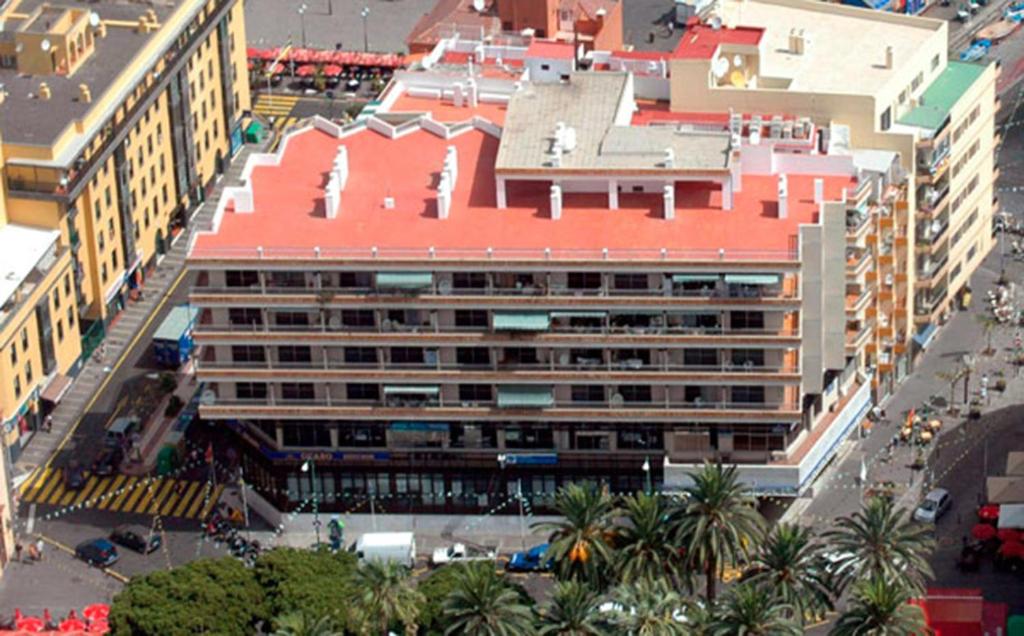 Výhľad na mesto Puerto de la Cruz alebo výhľad na mesto priamo z apartmánu