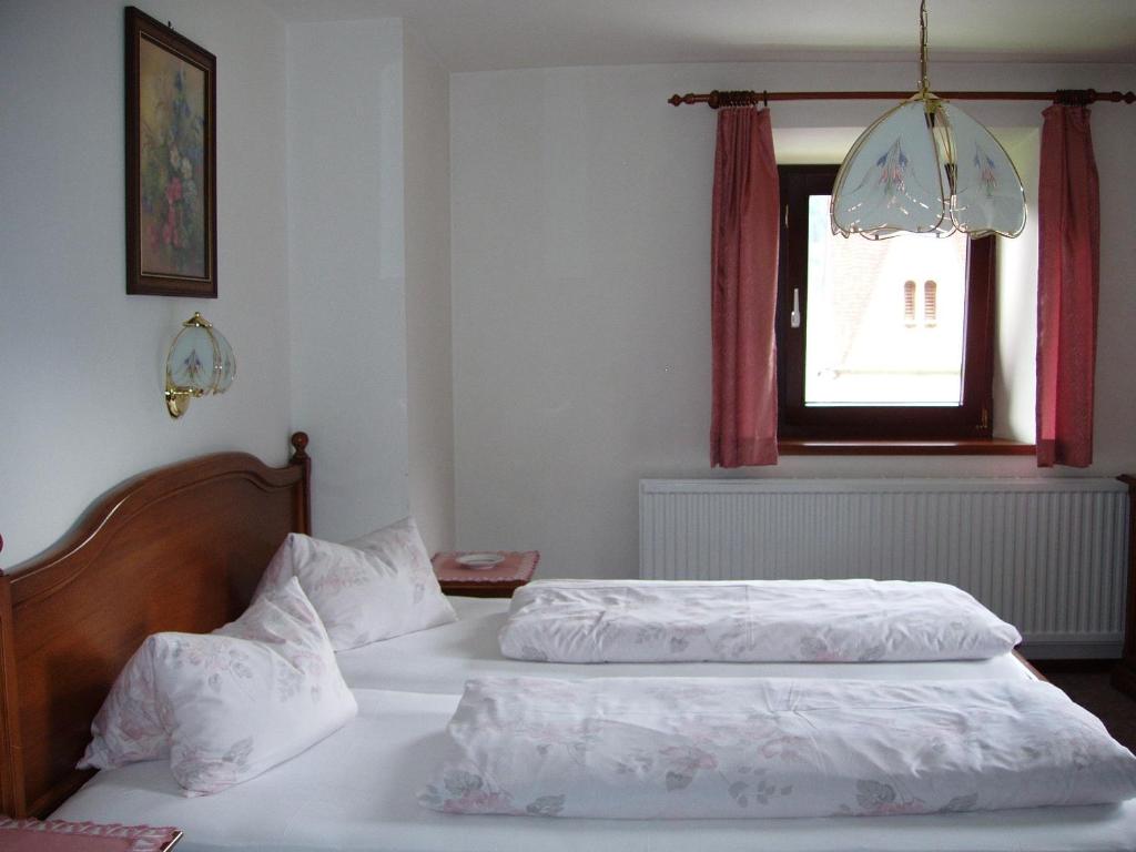 Postel nebo postele na pokoji v ubytování Haus Sonnleite