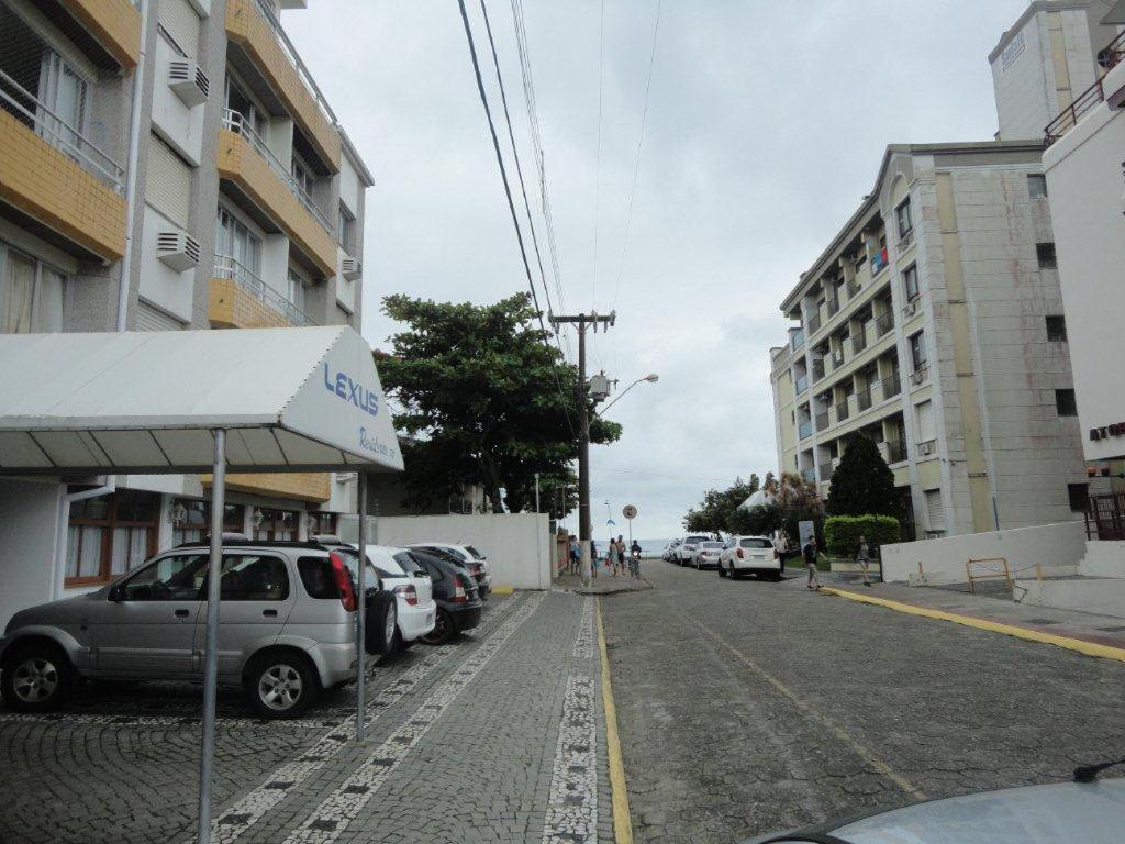  Lexus Residence Apto 304