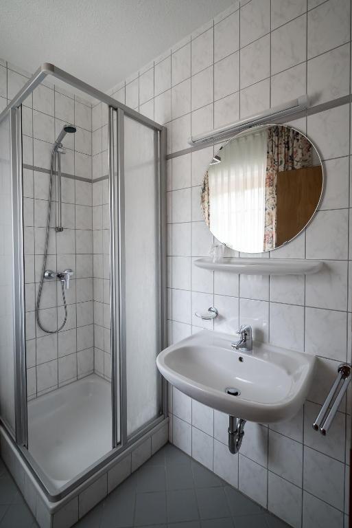 Koupelna v ubytování Zur Triftsperre