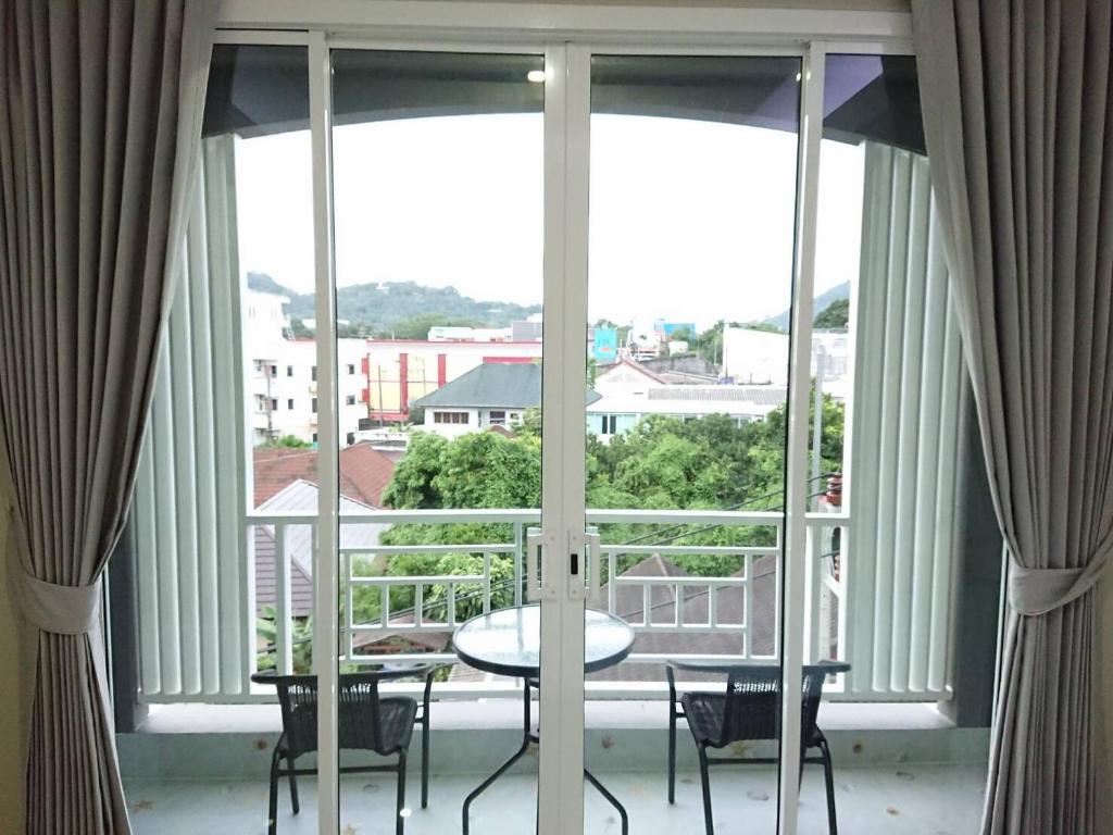 Balkón nebo terasa v ubytování The Royal P Phuket - SHA Plus