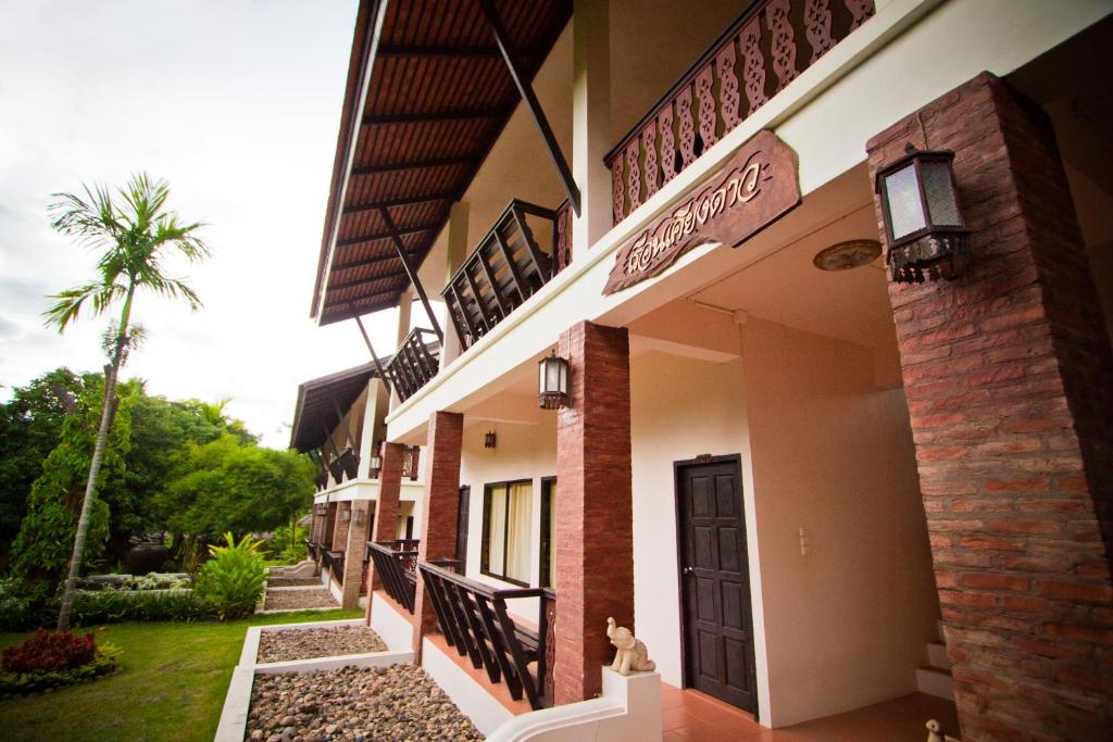 Touch Star Resort - Doi Inthanon - Deluxe Doppel- Oder Zweibettzimmer