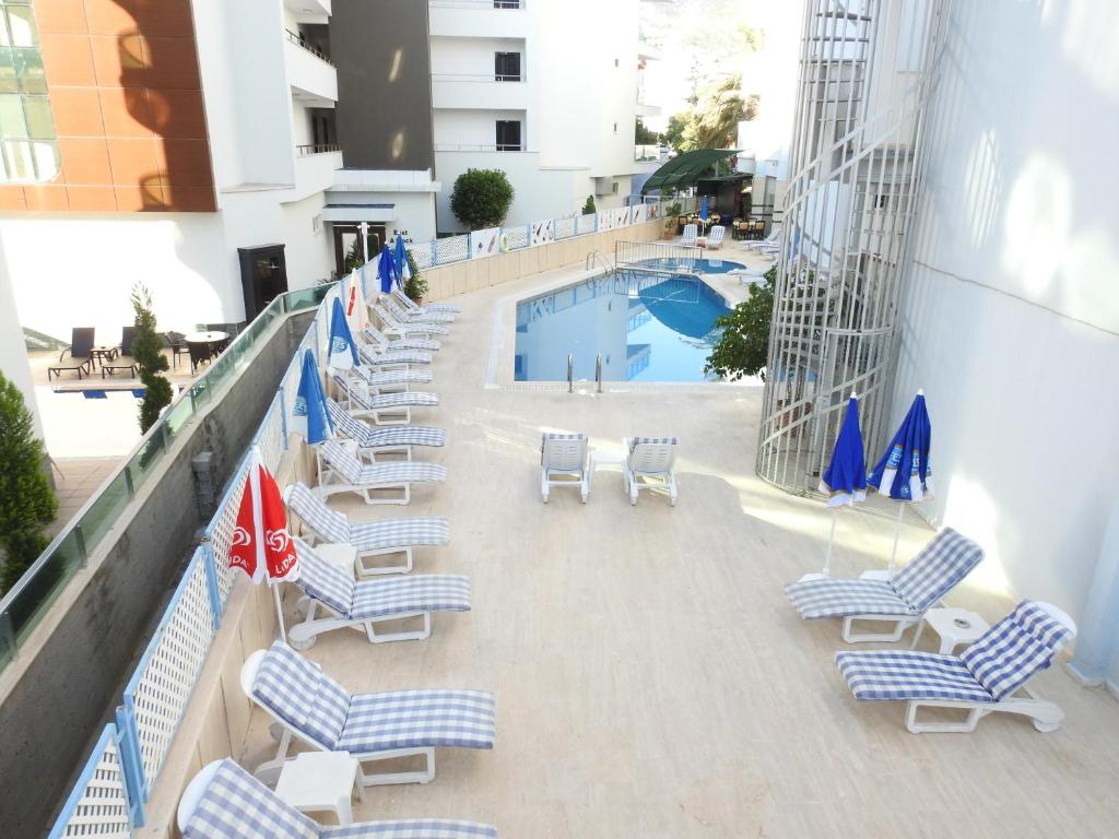 Bazén v ubytování Sailor Apart Hotel nebo v jeho okolí