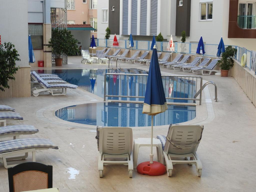 Bazén v ubytování Sailor Apart Hotel nebo v jeho okolí