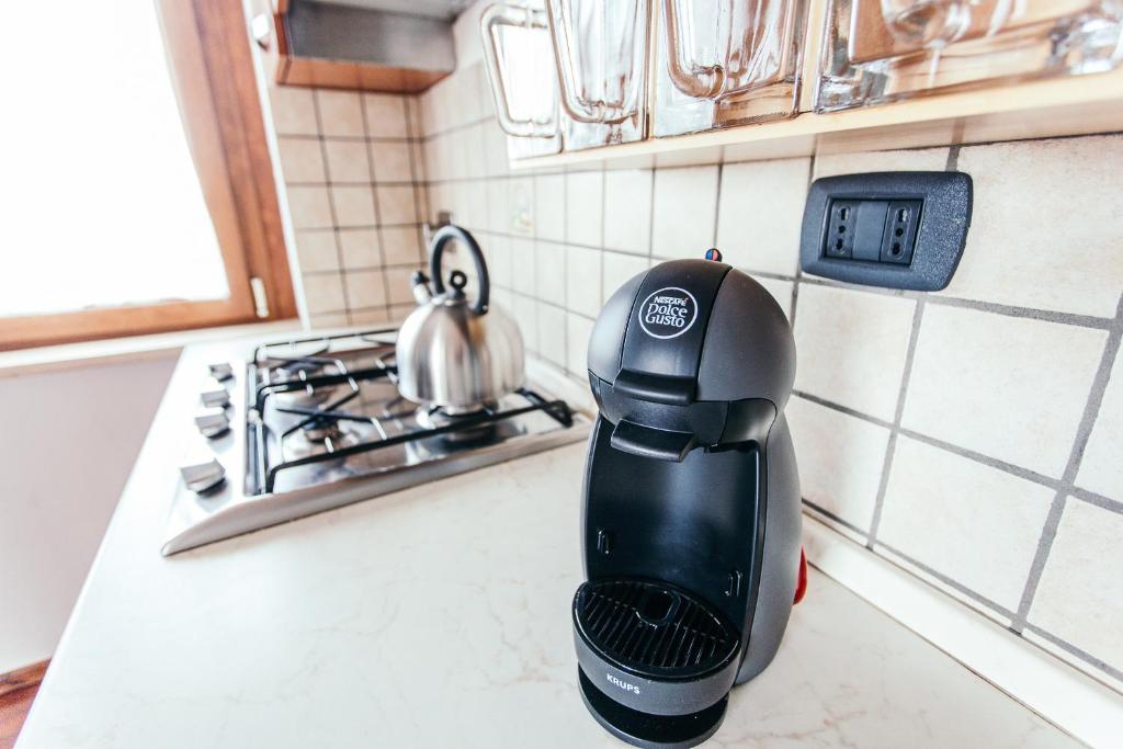 Kuchnia lub aneks kuchenny w obiekcie Domus Leonardo-Private Free Parking