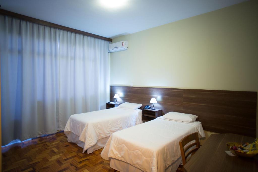  Hotel Embaixador