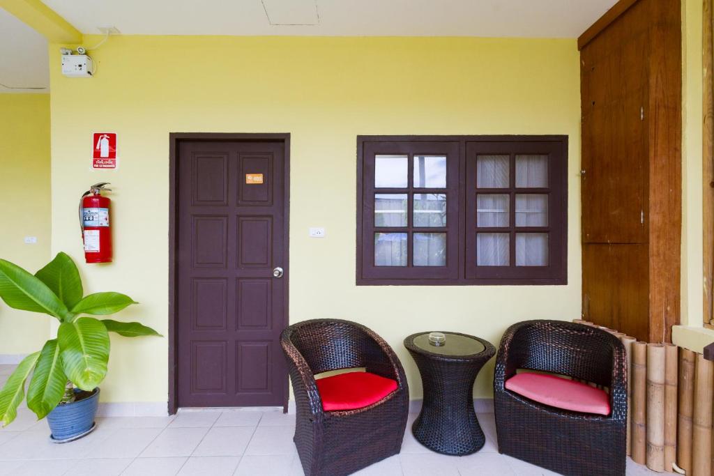 Austrian Garden Hotel & Restaurant Patong - 2