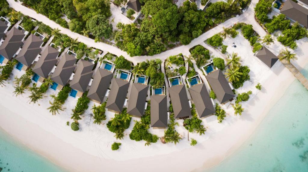 an aerial view of a resort on a tropical island at ROBINSON NOONU - All Inclusive in Manadhoo