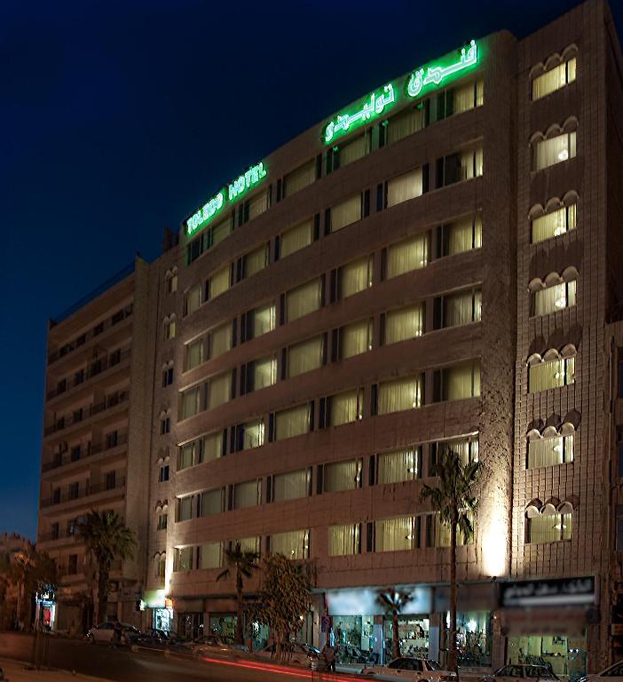 Budova, v ktorej sa hotel nachádza