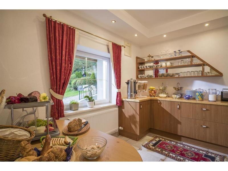 Cucina o angolo cottura di Pension Waldegg