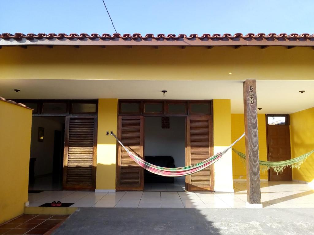  Casa com piscina na Praia Grande