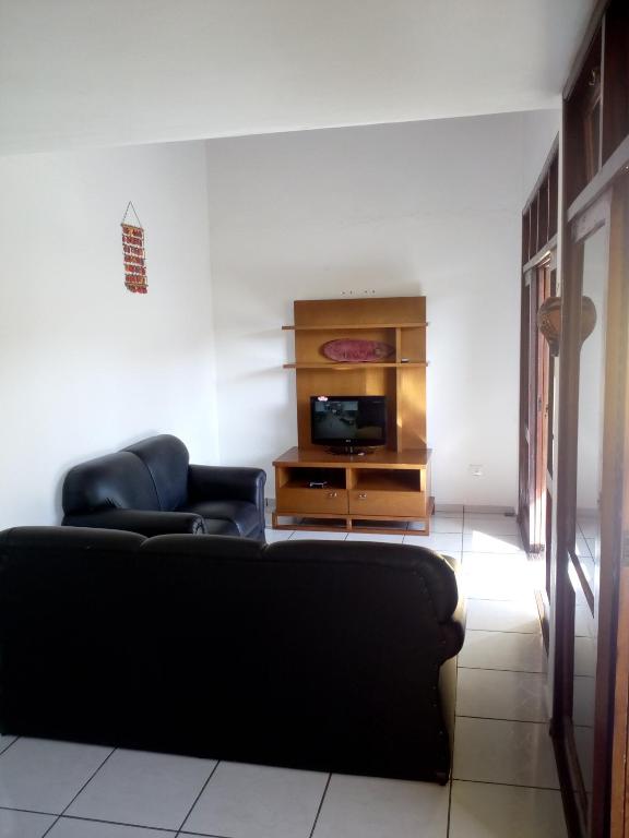  Casa com piscina na Praia Grande