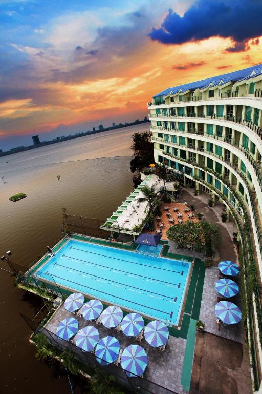 The Hanoi Club Hotel & Residences, Hà Nội – Cập nhật Giá năm 2023
