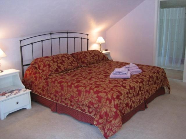 Letto o letti in una camera di Ahoy Inn Guesthouse