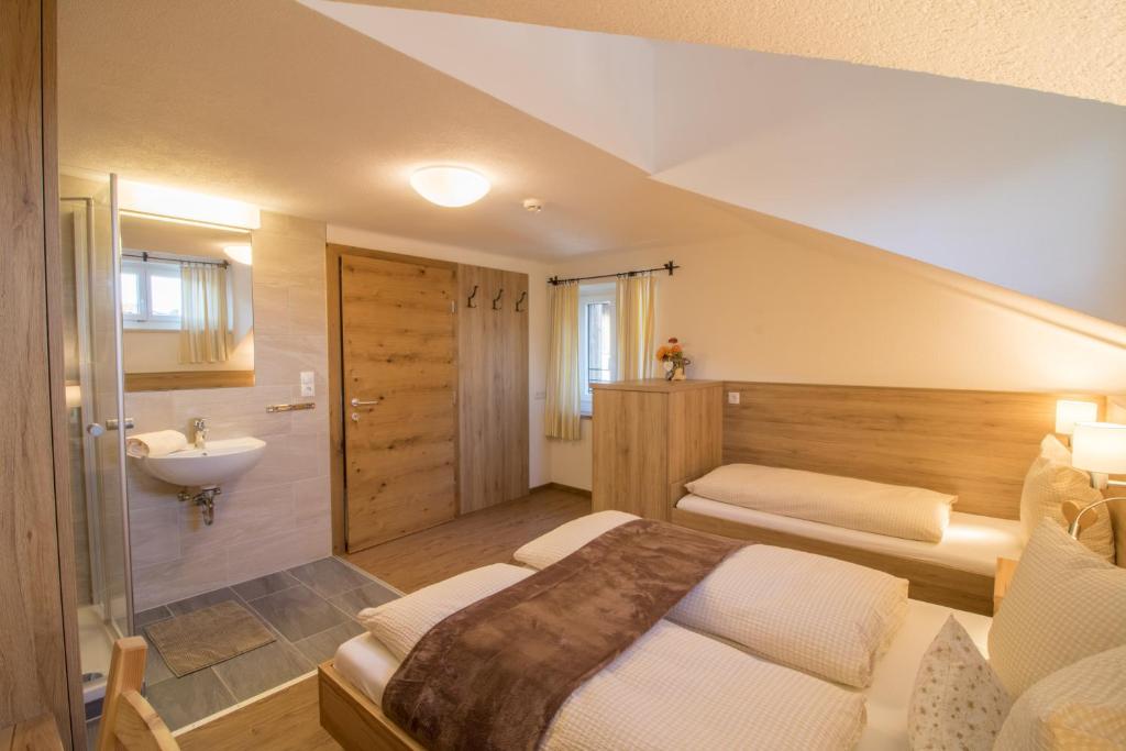 Letto o letti in una camera di Haus Reintal
